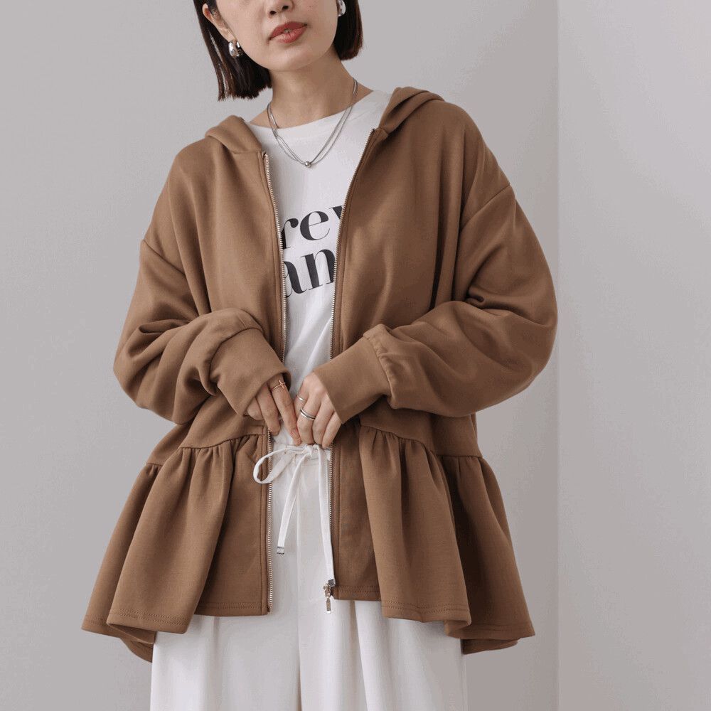 可愛荷葉下擺連帽運動風外套-焦糖棕