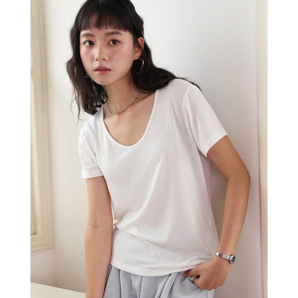 天絲亞麻修飾鵝蛋領針織短袖上衣-晶白