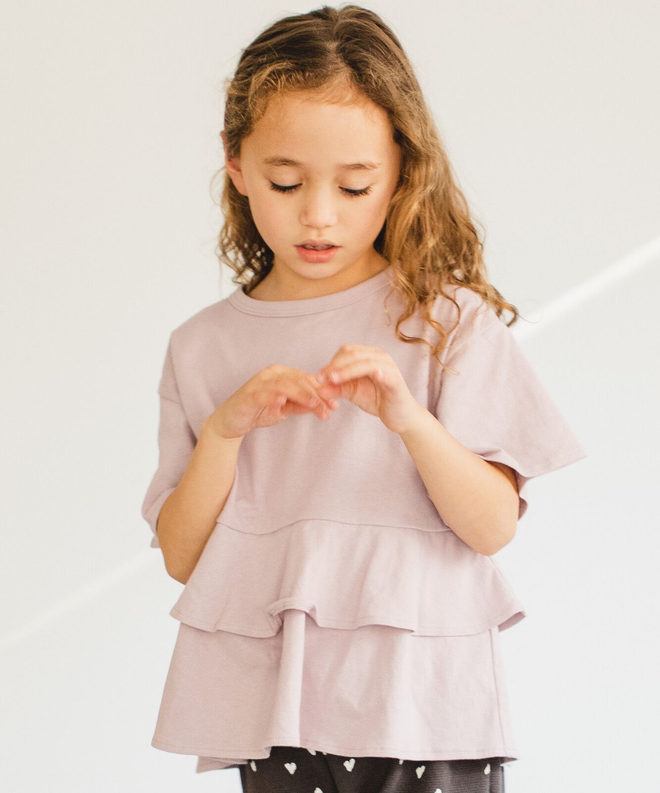 日本 PAIRMANON - 100%柔棉 拼接短T-浪漫荷葉衣襬-淺杏