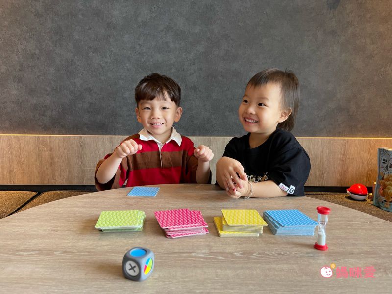 西班牙Akros - 合作學習桌遊：猜猜我是誰