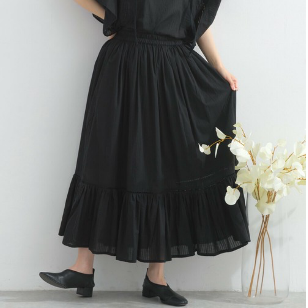 100%印度棉 飄逸緹花下擺鬆緊長裙-黑