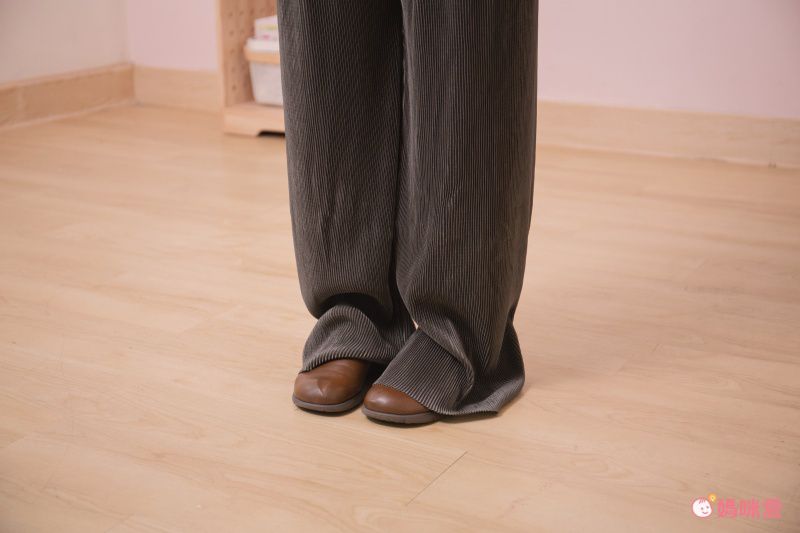 日本女裝代購 - 樂天no1 百搭優雅風琴寬褲(可自由裁剪長度)-黑 (free)