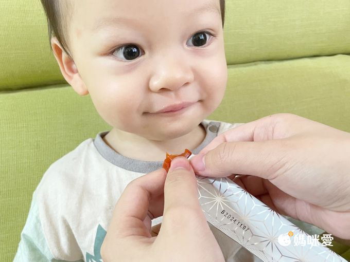 Adore愛多康 - 葉黃素晶晶凍20gx10入x一盒(效期2024/11/07)＋液態維生素Ｄ3_3.4ml(400IU)x一盒