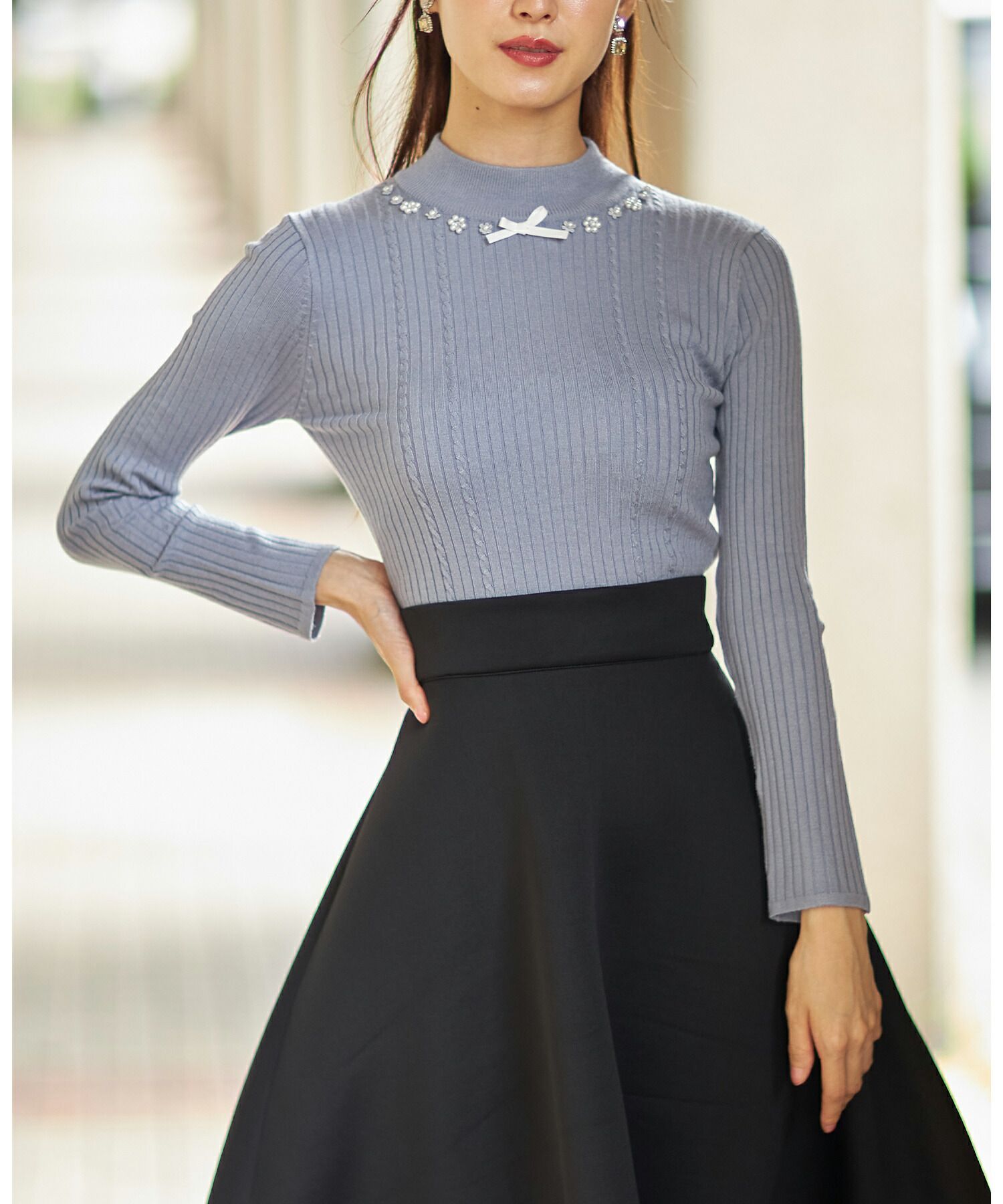 日本 tocco-closet - 氣質珍珠花朵針織上衣-奶油杏