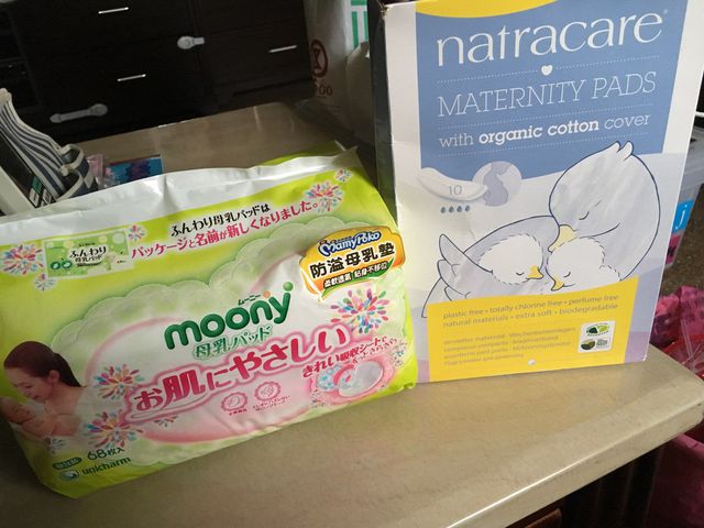 右為產褥墊，左為母乳墊，有興趣請留言加line討論