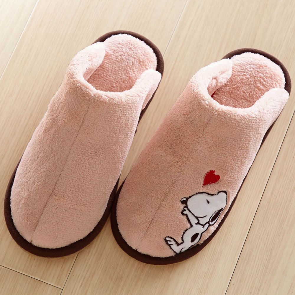 日本千趣會 - 史努比 毛絨包覆型室內拖鞋-粉 (22-24cm)