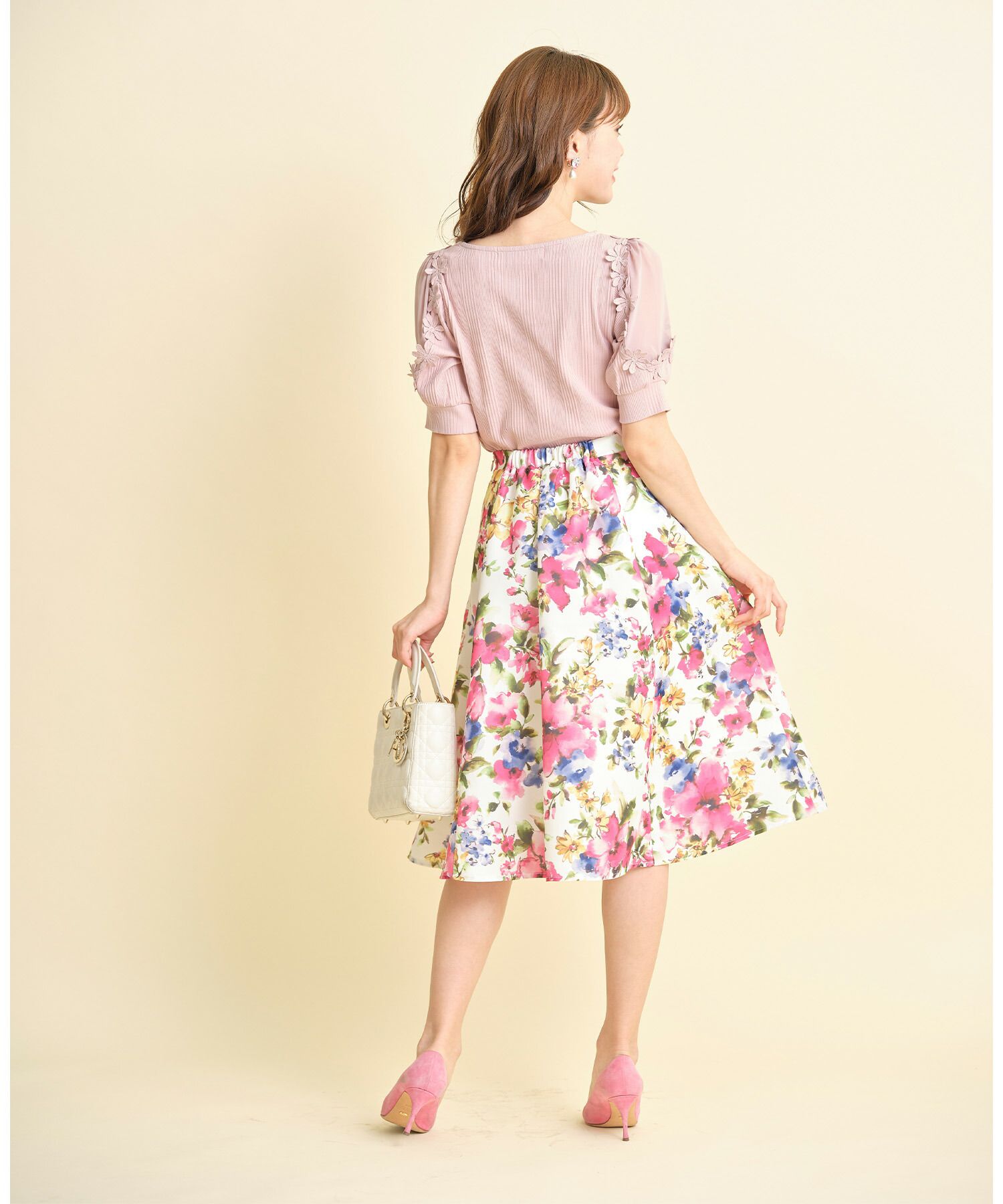 日本 tocco-closet - 水彩花朵華麗感修身傘裙-藍色系