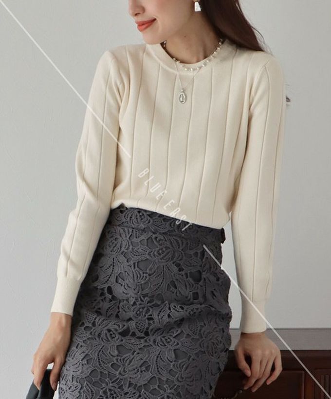 日本 BLUE EAST - 圓領粗坑條長袖針織上衣-淺灰杏