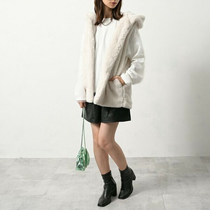 日本 ELENCARE DUE - 柔軟蓬鬆仿毛長版連帽背心(有口袋)-灰