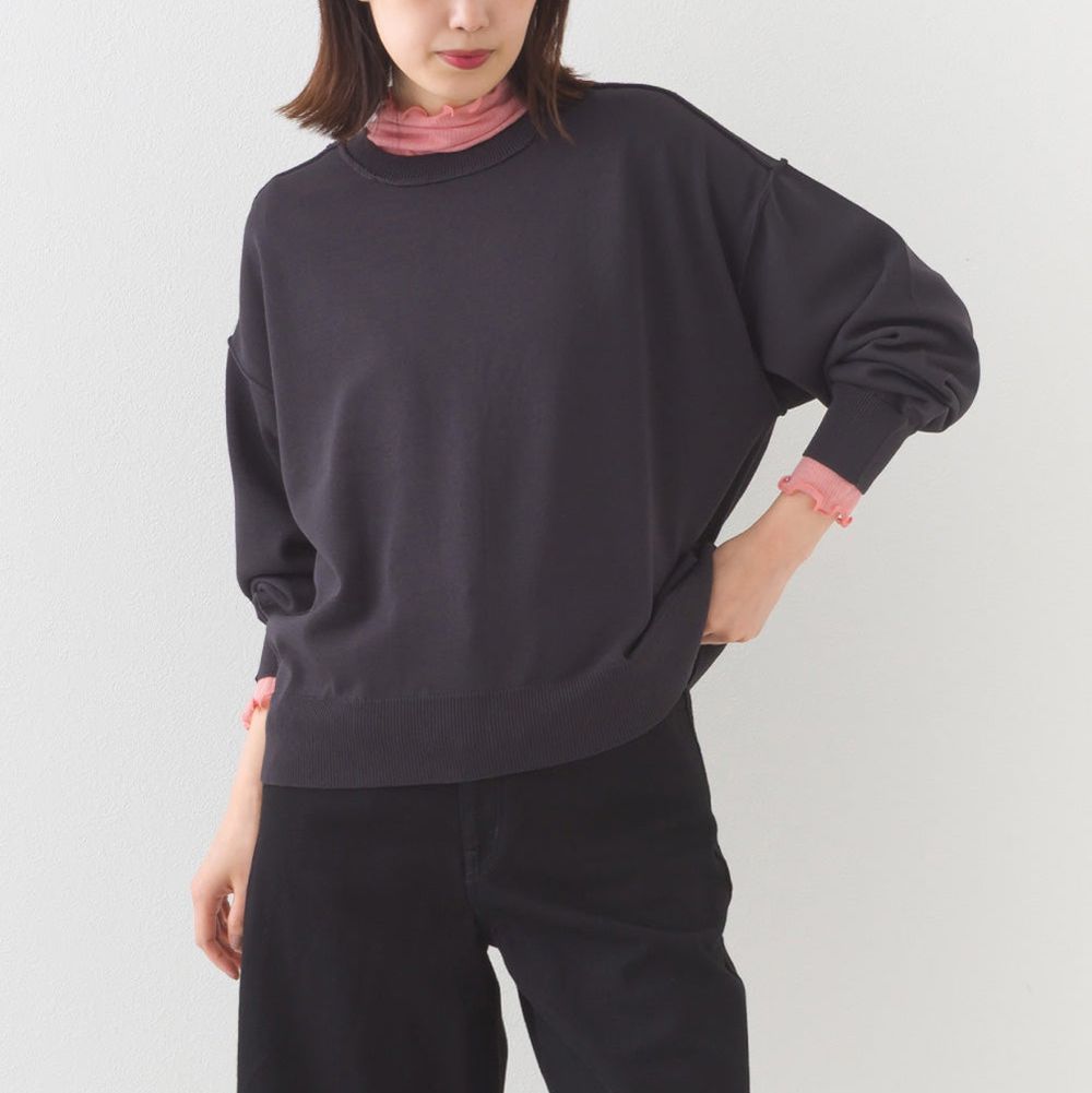 高密度混嫘縈優雅針織上衣-深灰