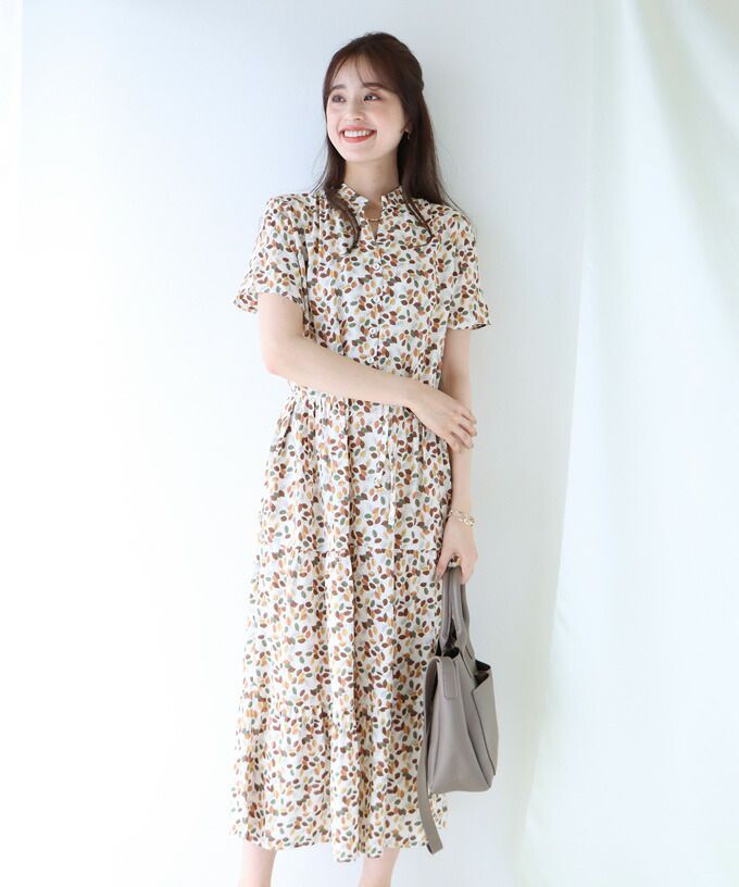 日本 BLUE EAST - 氣質小V領排釦短袖洋裝-素色-綠 (M(Free))