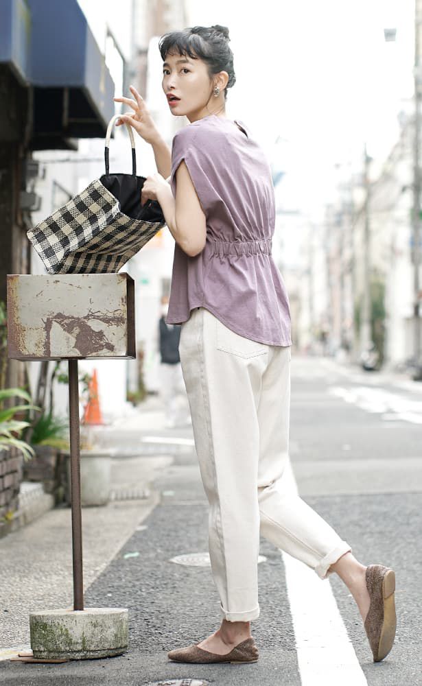 日本 zootie - 抗透汗 前短後長後縮腰設計一分袖上衣-淺藍