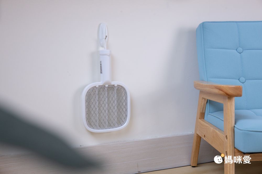 2in1日系美型捕蚊器/電蚊拍，三重防護網，安全不觸電