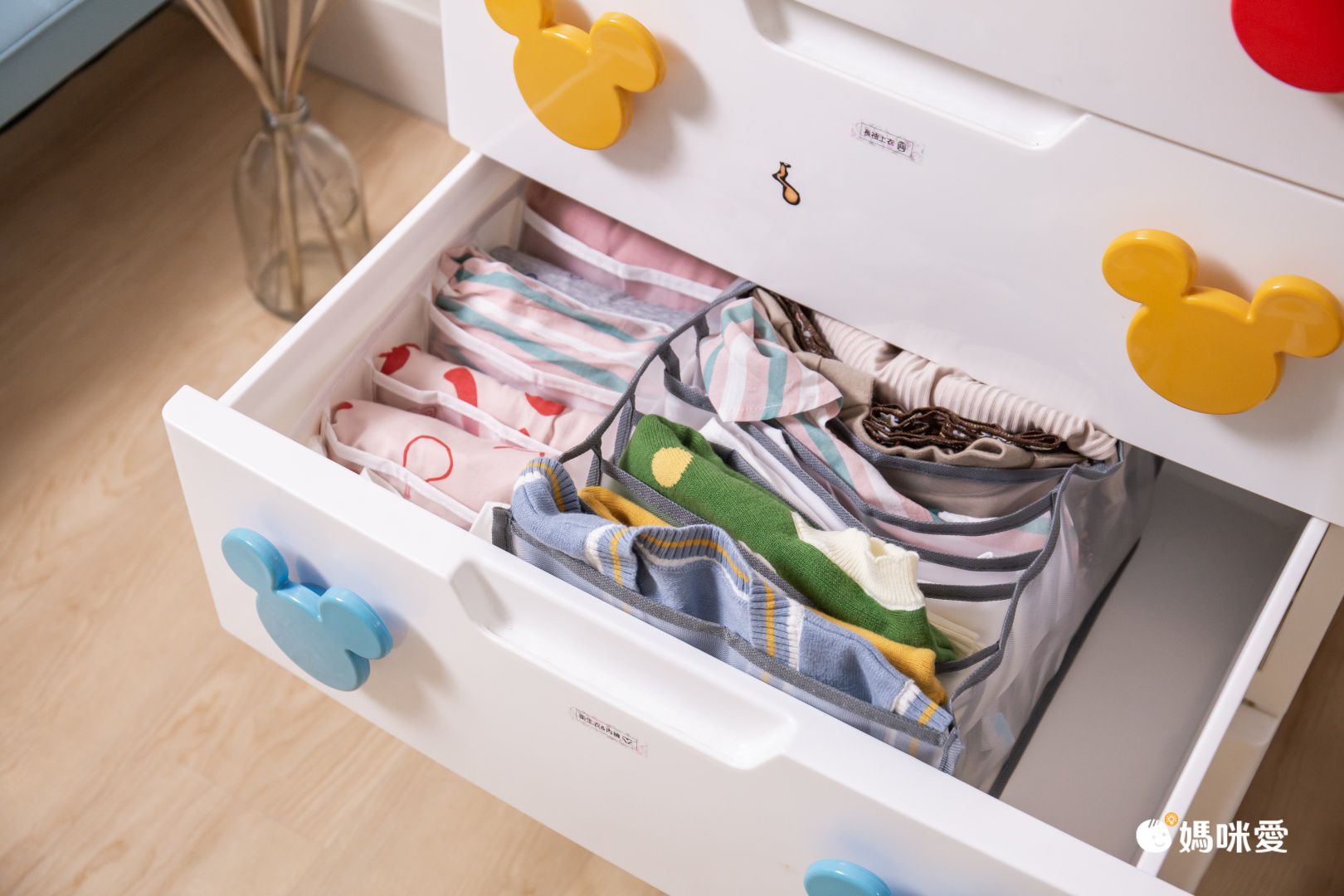 透明網格衣服分隔收納盒-白色 (9格中號)