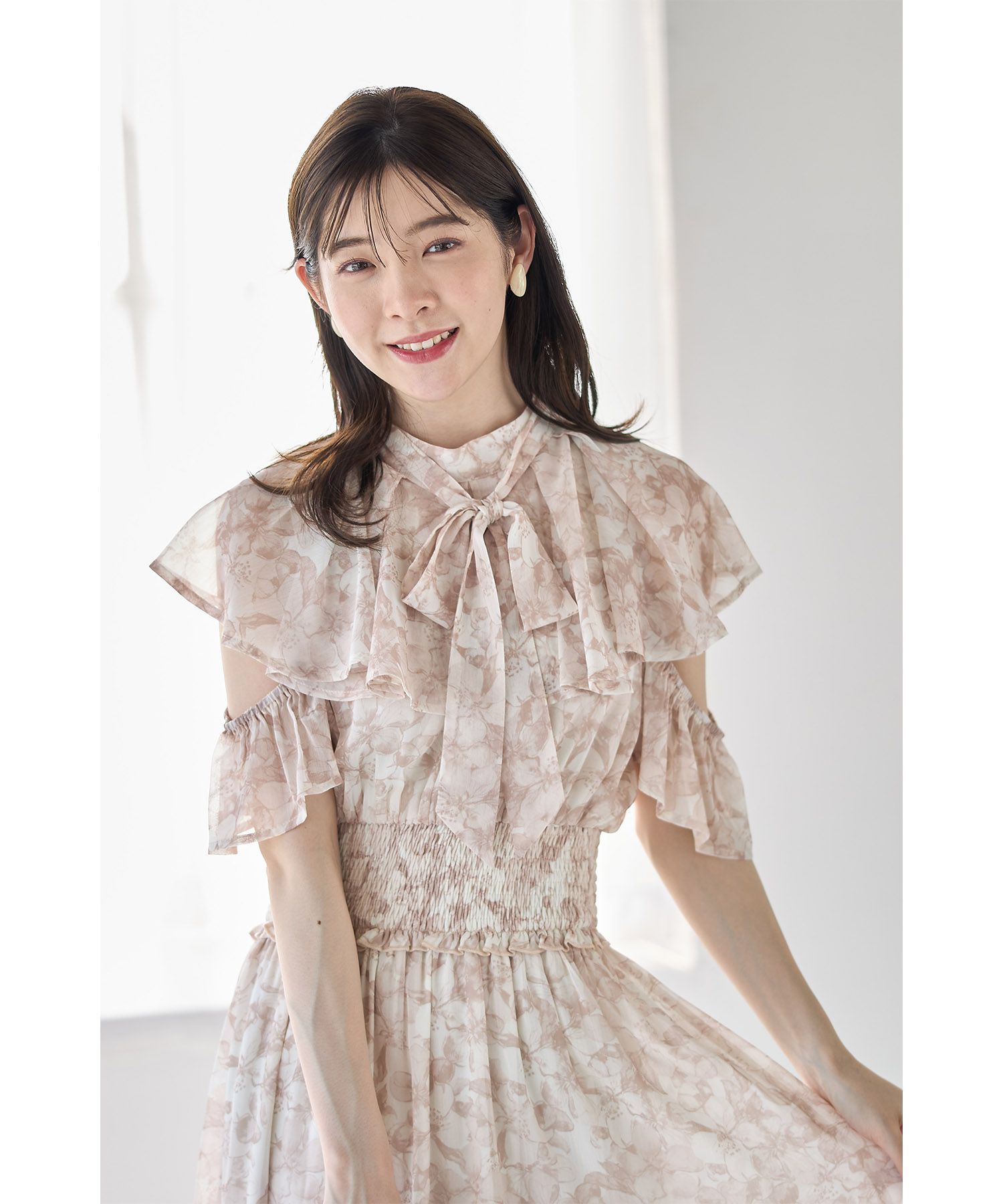 日本 tocco-closet - 浪漫時光碎花雪紡洋裝-寶貝藍