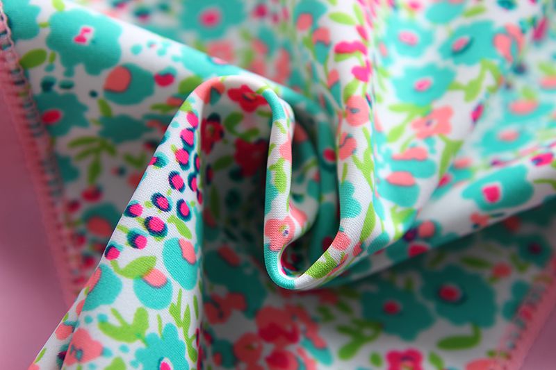 女寶長袖泳裝套裝(附帽子)-滿滿碎花-粉+綠