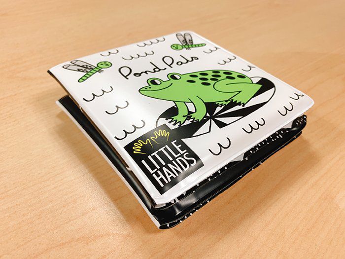 一碰水，就變色！0～1歲寶寶愛上洗澡的好夥伴