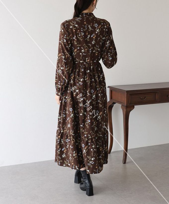 日本 BLUE EAST - [人氣款]簡約抽繩收腰長袖洋裝-彩色花卉-黑