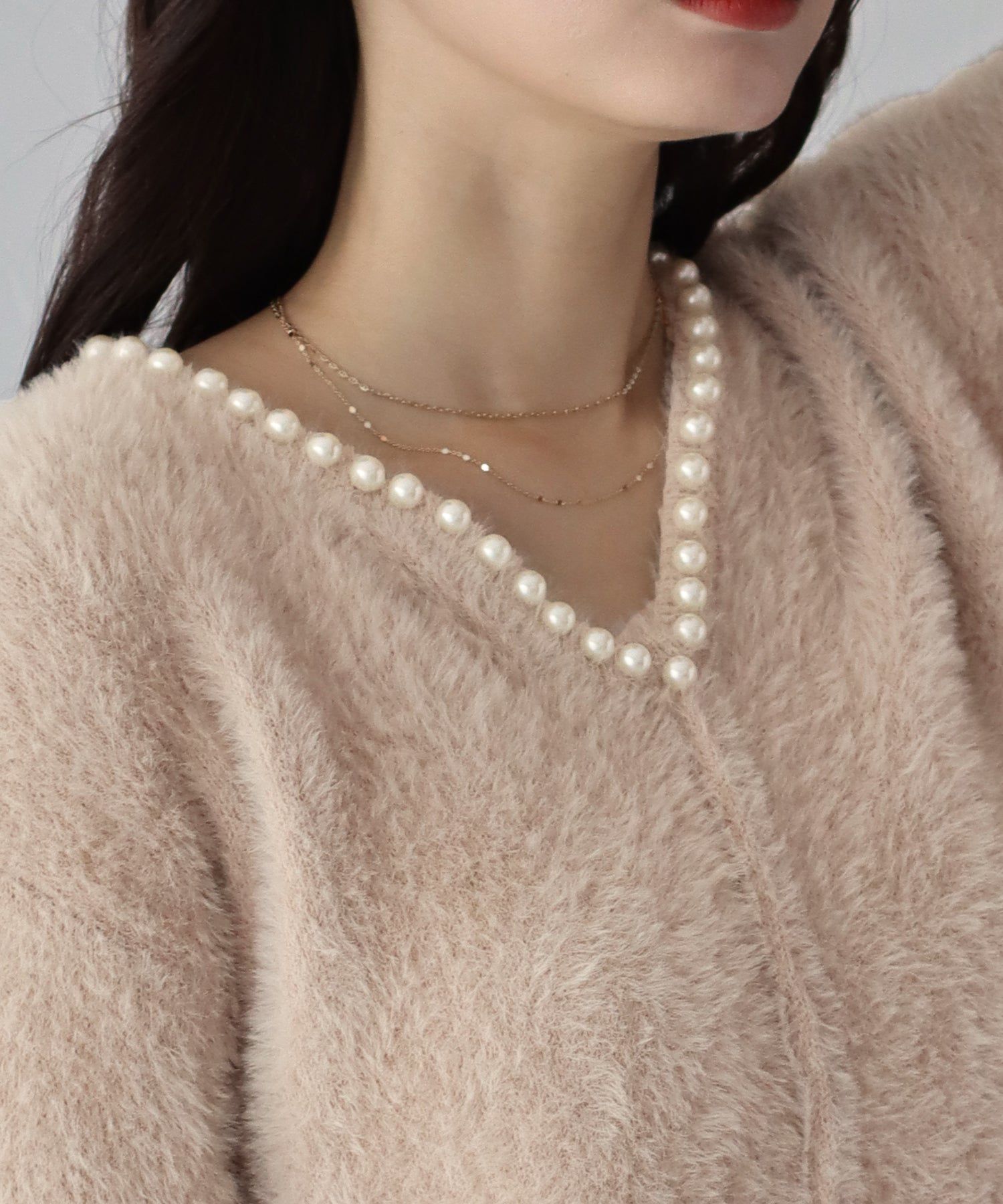 日本 BLUE EAST - 小貴氣珍珠領毛絨針織上衣-卡其