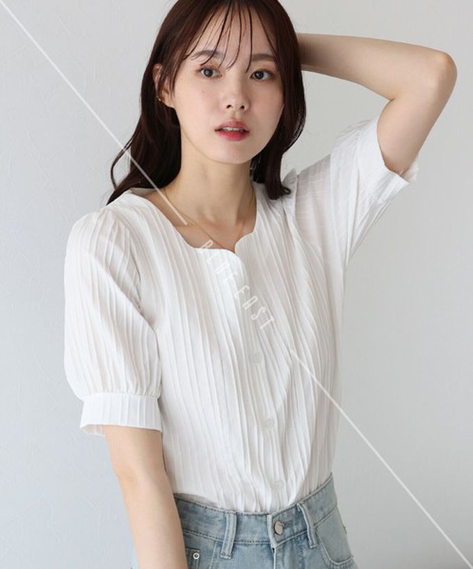 日本 BLUE EAST - 韓國製 心型領細緻泡泡短袖襯衫-煙燻藍