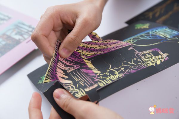 韓國 AMOS - 創意刮畫說故事-小紅帽