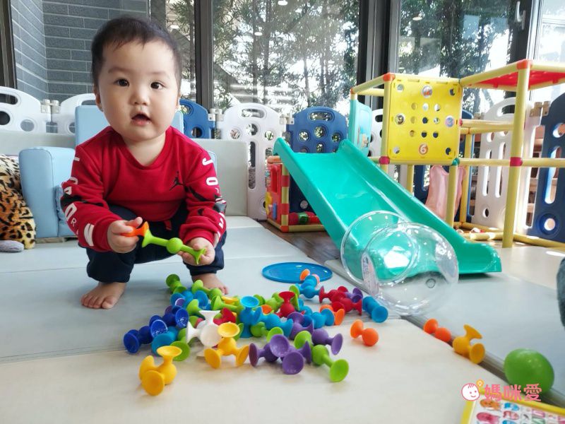 美國 FatBrain - 啵啵家族-24件