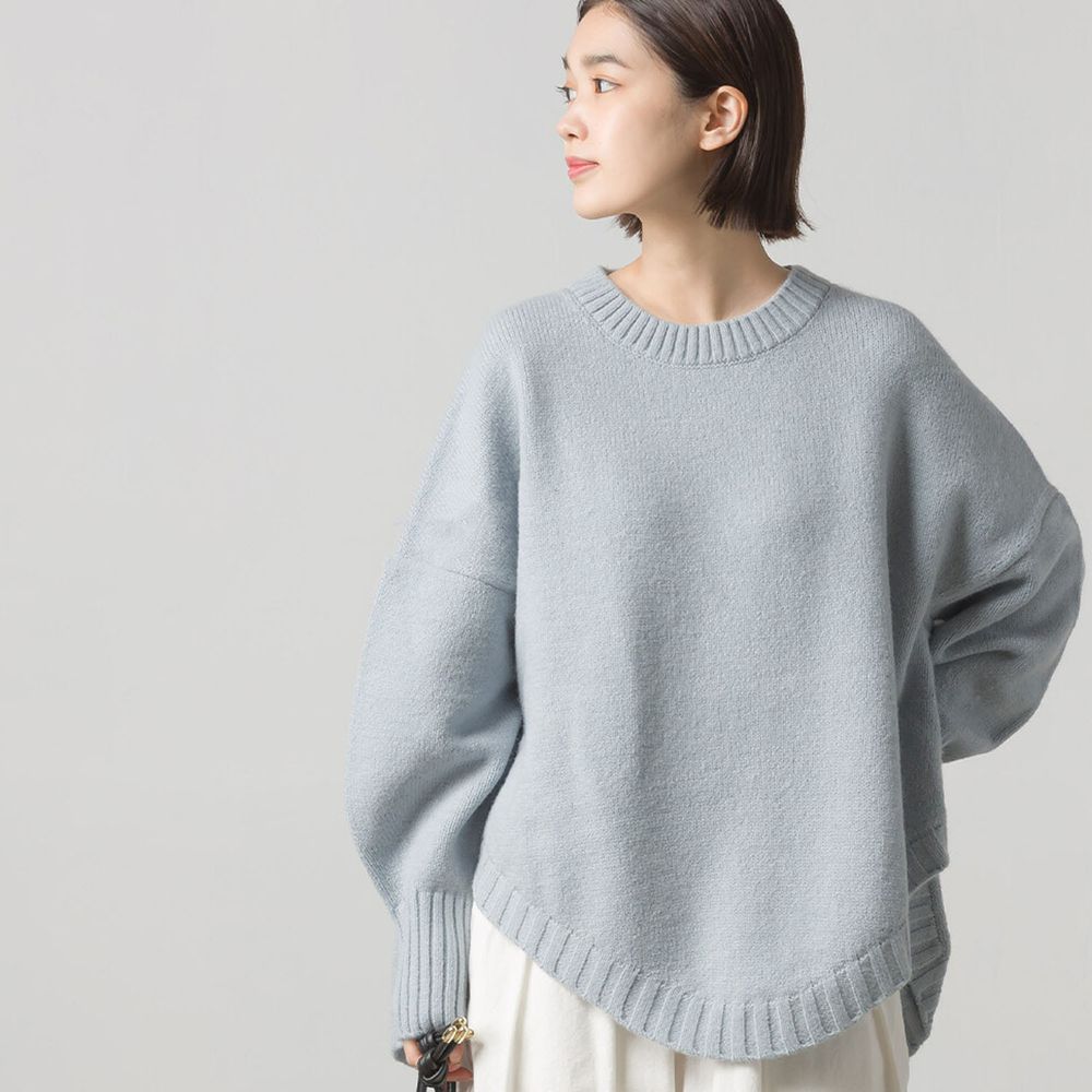 日本 OMNES - 24%羊毛混紡 圓弧衣襬修身毛衣-灰藍