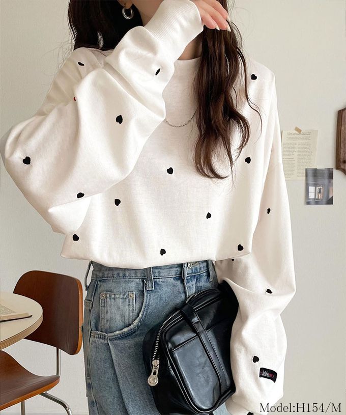 日本 Classical Elf - Java 滿版甜蜜心型長袖上衣-白底x黑