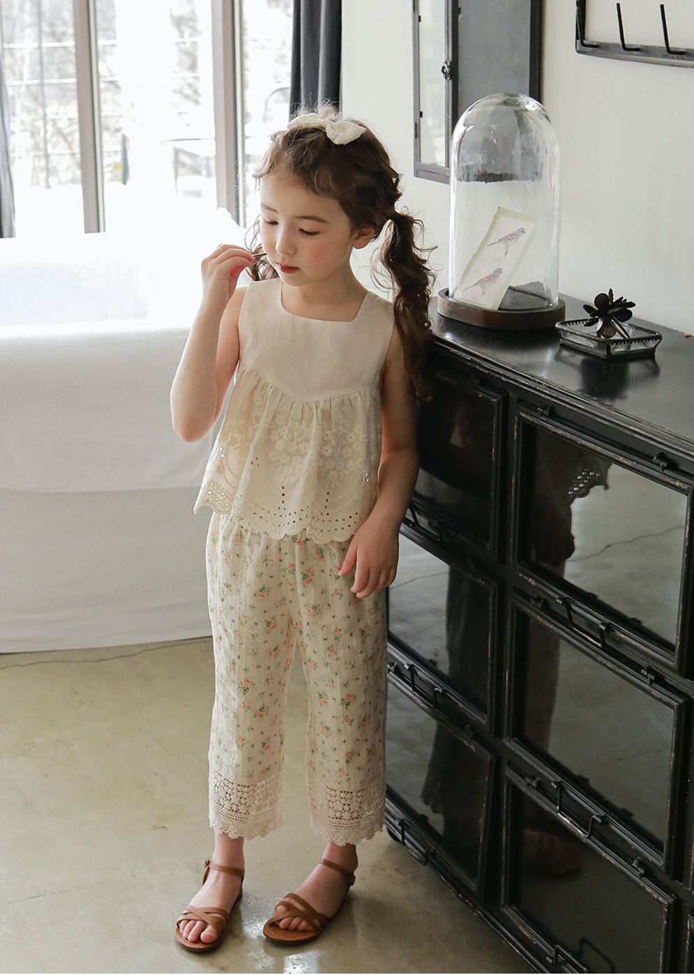 韓國 PuellaFLO - 春日碎花蕾絲下襬薄長褲