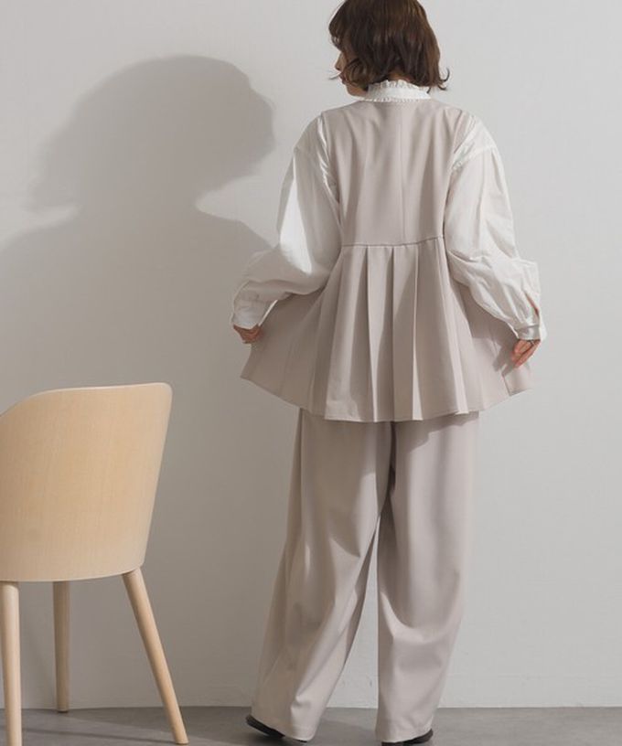 日本 ELENCARE DUE - 正式感斜紋布優雅百褶背心-卡其棕