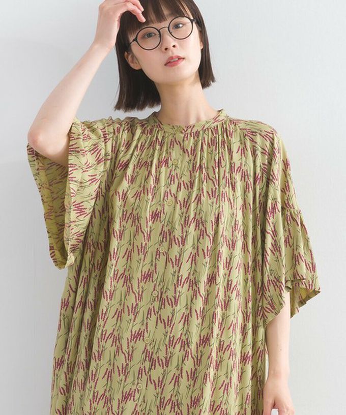 日本 Lupilien - 柔滑嫘縈植物印花寬鬆短袖洋裝-綠x桃