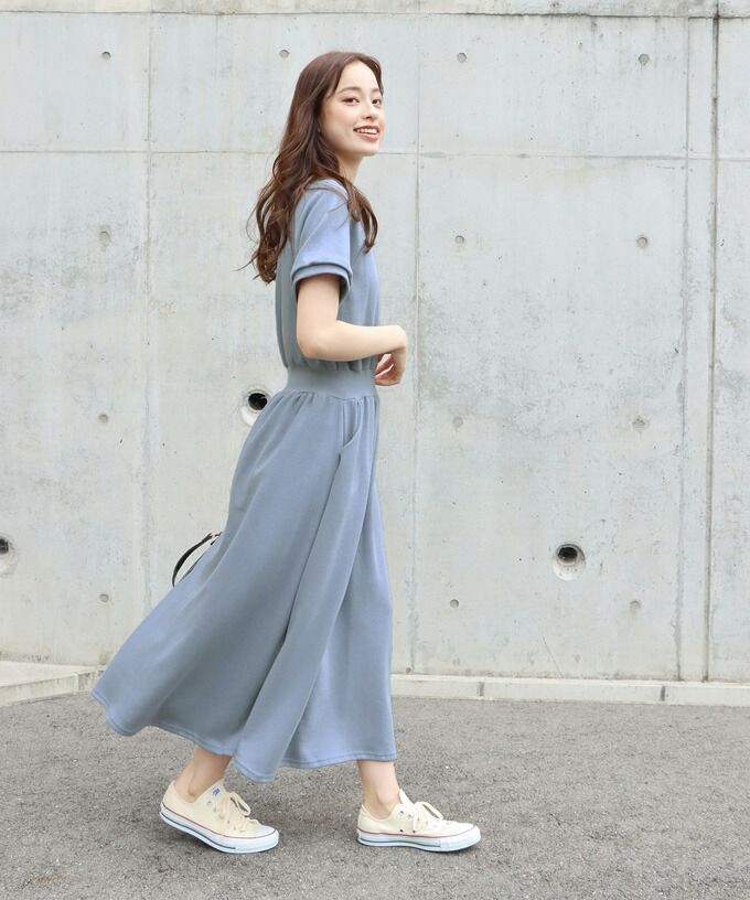 日本 BLUE EAST - 棉混透氣修身泡泡短袖洋裝-藍