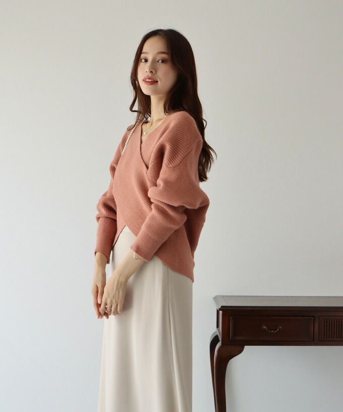 日本 BLUE EAST - 柔美交叉短版針織毛衣-淺灰