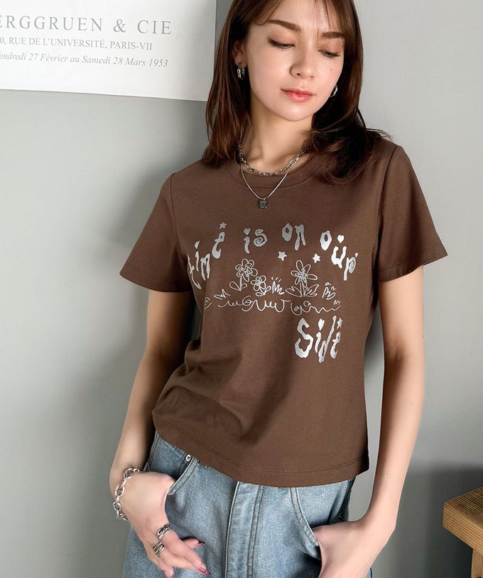 日本 Classical Elf - mily bilet 燙銀俏麗印花短袖上衣-咖啡