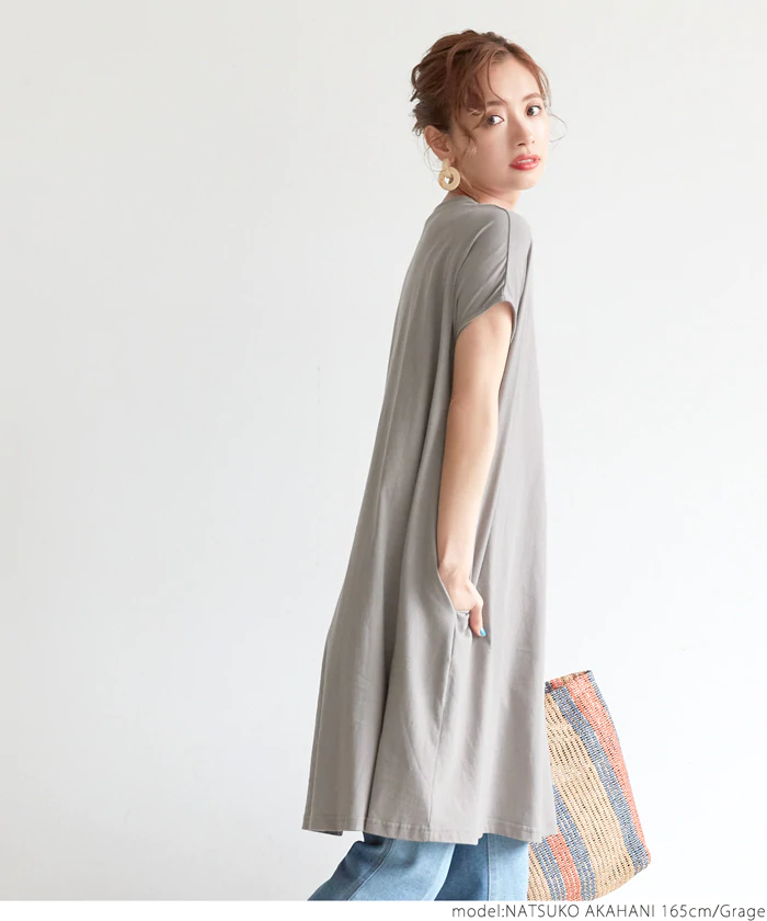 日本 COCA - 純棉圓領修身剪裁長版短袖上衣-黑