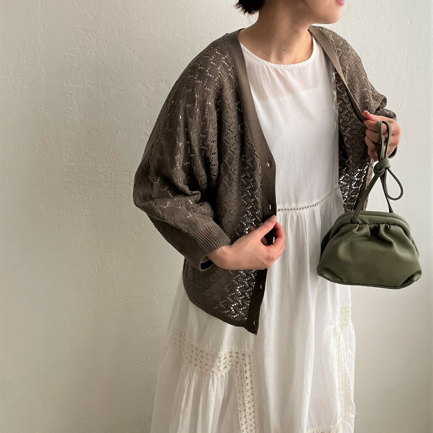 日本 ihuu - 2WAY氣質蕾絲鉤針薄外套-杏白