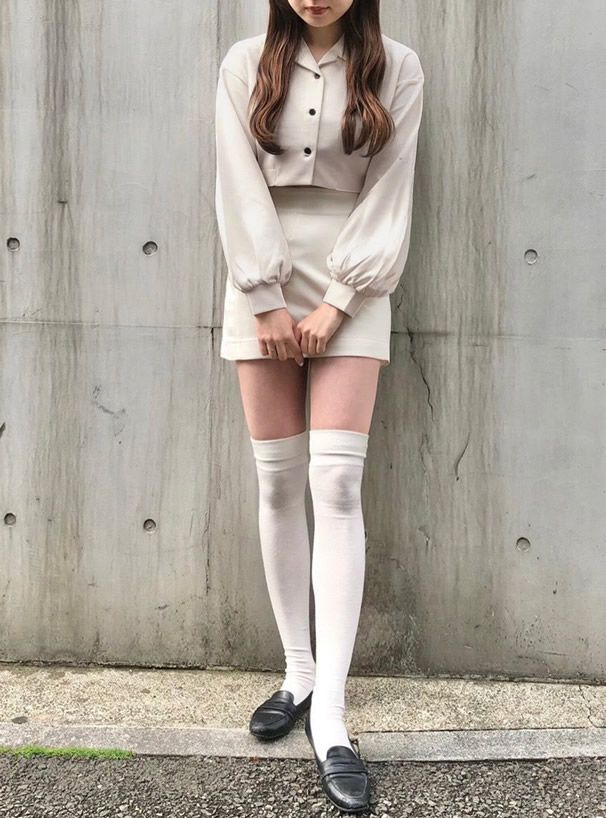 日本 GRL - 短版大翻領澎袖襯衫-淺杏