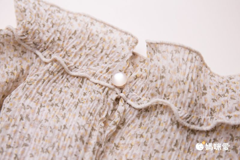 日本 ehka sopo - 百搭木耳滾邊短袖上衣-明亮粉