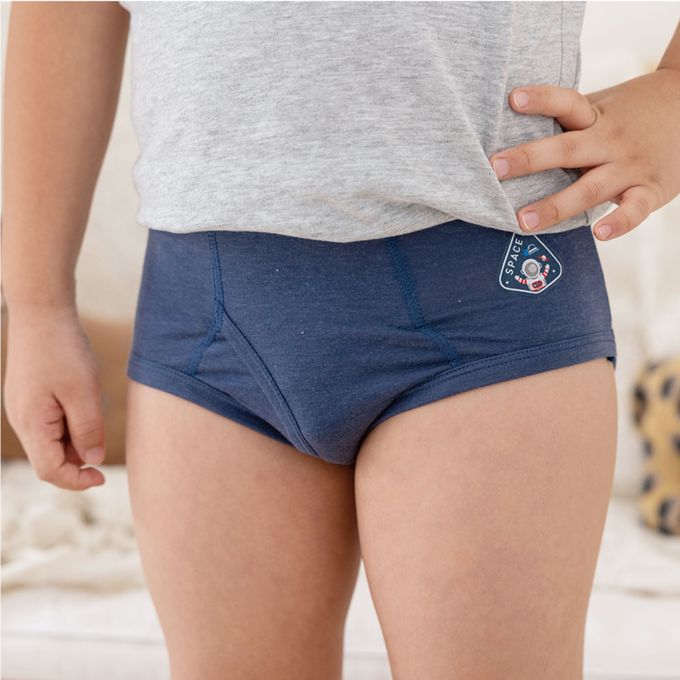 貝柔 Peilou - 天絲棉舒膚平衡童男三角褲-貼布繡-太空-藍