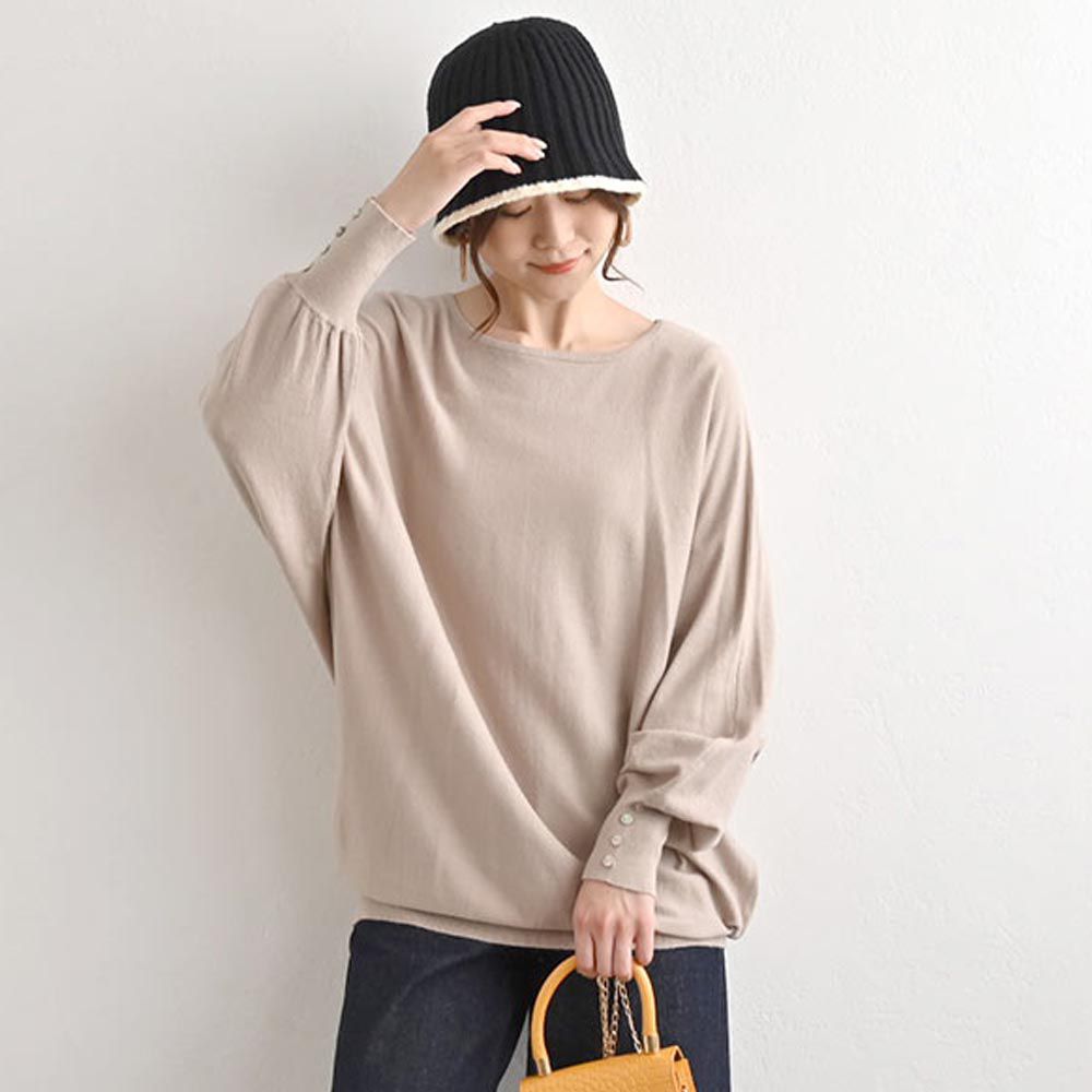 日本 ihuu - 袖釦寬鬆大圓領舒適針織上衣-卡其