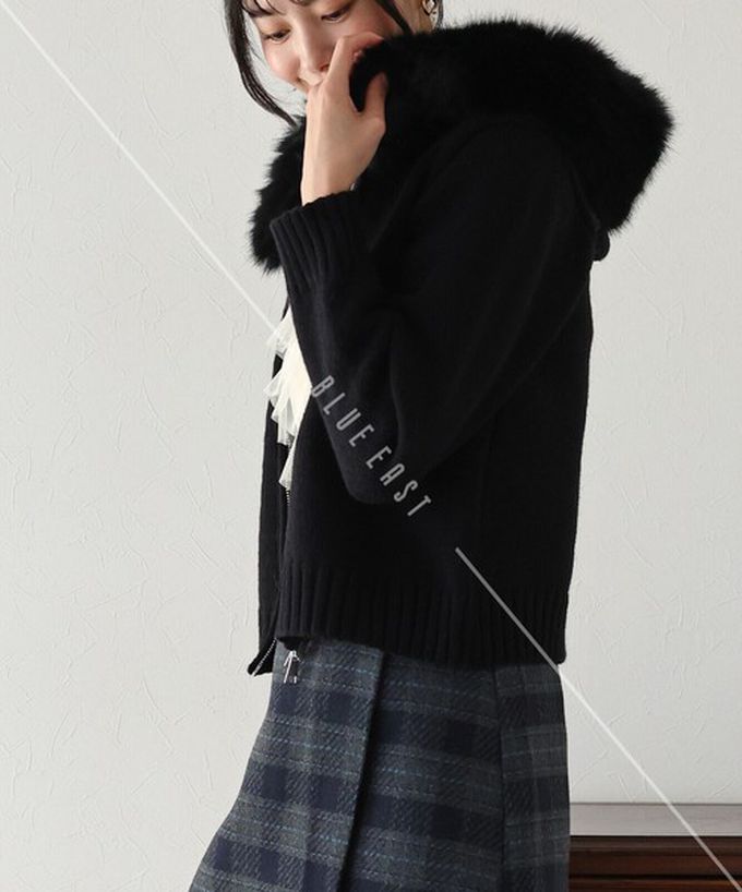 日本 BLUE EAST - 澎澎可愛毛絨帽雙拉鍊針織外套-卡其