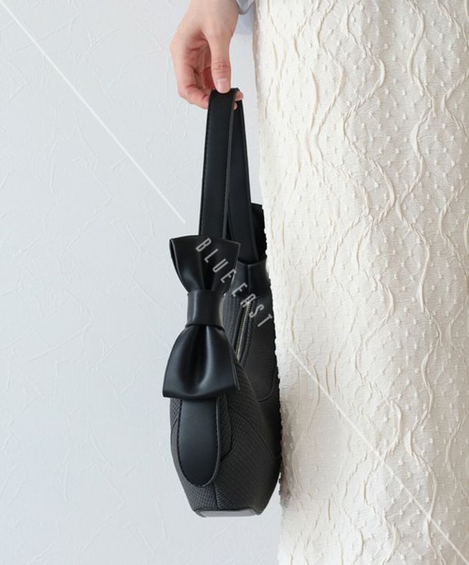 日本 BLUE EAST - 可愛雙蝴蝶結時尚紋理肩背小包-藍