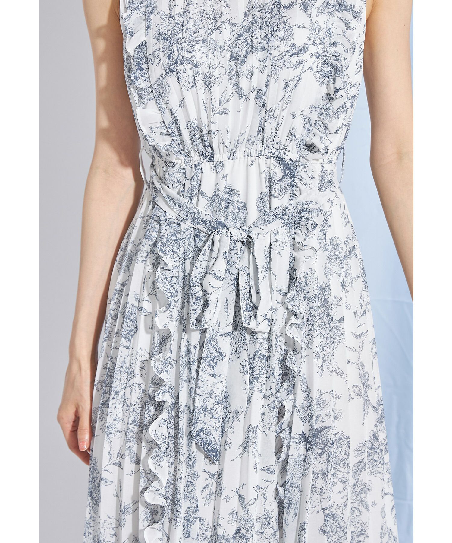 日本 tocco-closet - 波浪百褶綁帶雪紡洋裝-氣質杏