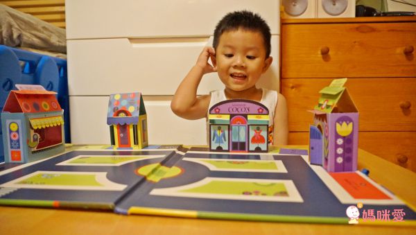 My Town (Make Your Own Model) 手作娃娃屋遊戲書