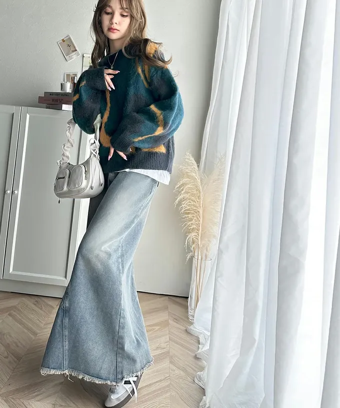 日本 Classical Elf - 歐風毛絨感波浪印花毛衣-淺灰x水藍