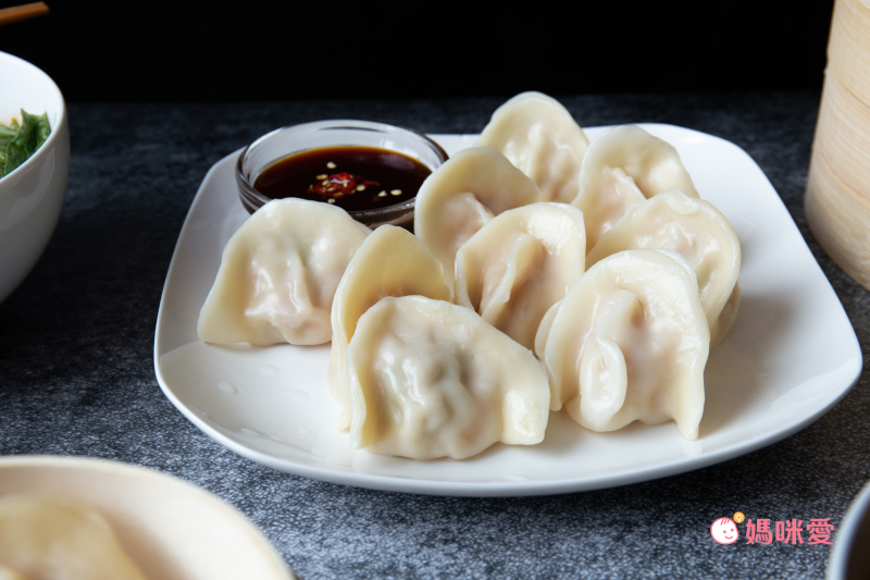 獨家團購！KTV紅燒半筋半肉牛肉麵＆手工豬肉水餃