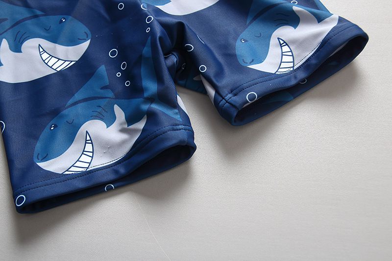 男寶長袖泳裝套裝(附帽子)-壞壞鯊魚-深藍+白