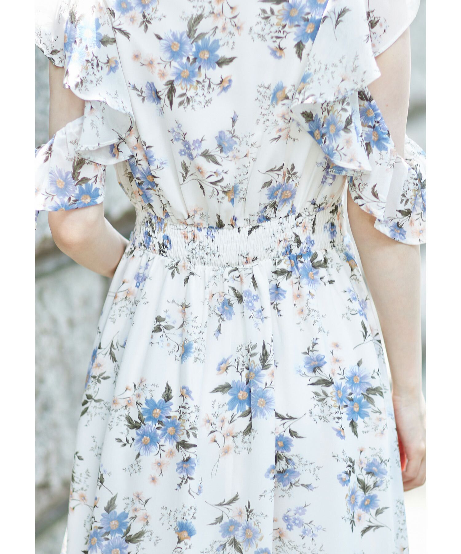 日本 tocco-closet - 精靈荷葉開袖雪紡洋裝-碎花-天使白