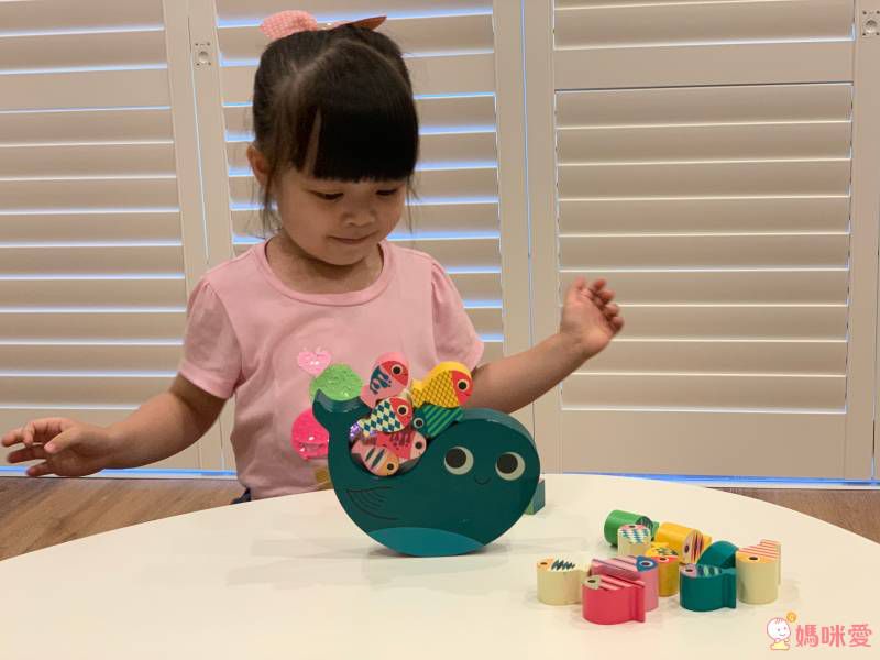 法國 Vilac 超質感玩具系列♔ 手提攜帶家家酒～帶出門詢問度超高★觸覺啟發桌遊～啟發幼兒大腦！