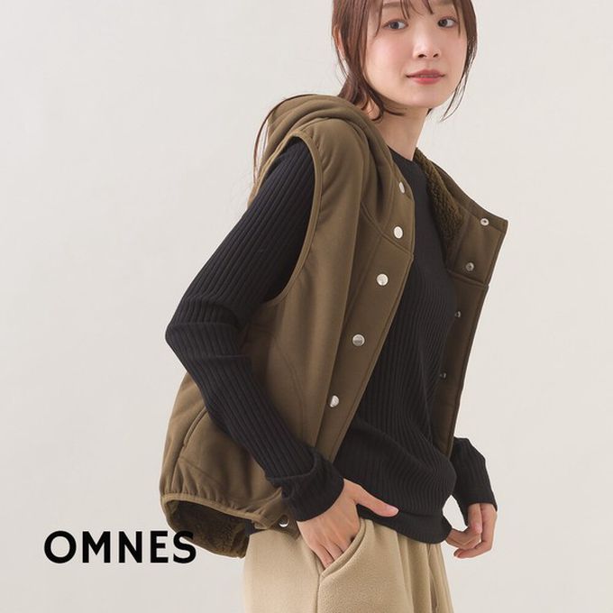 日本 OMNES - 裏起毛保暖短版運動風連帽背心-咖啡